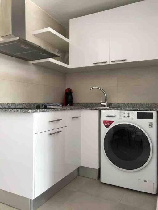 Modern Apartment كوراليهو المظهر الخارجي الصورة