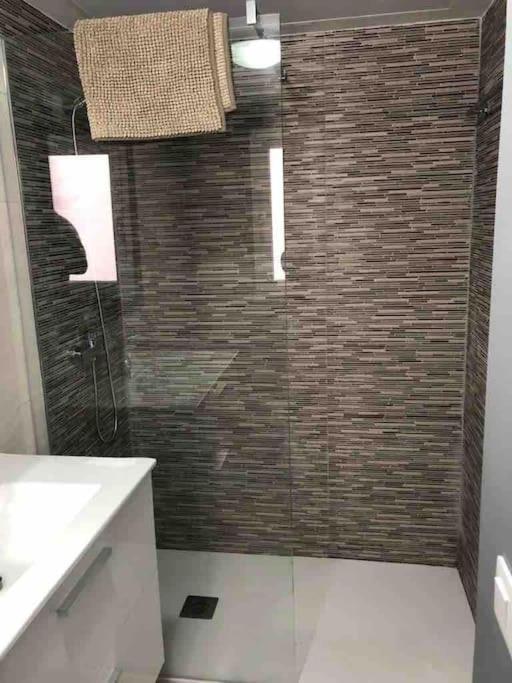 Modern Apartment كوراليهو المظهر الخارجي الصورة