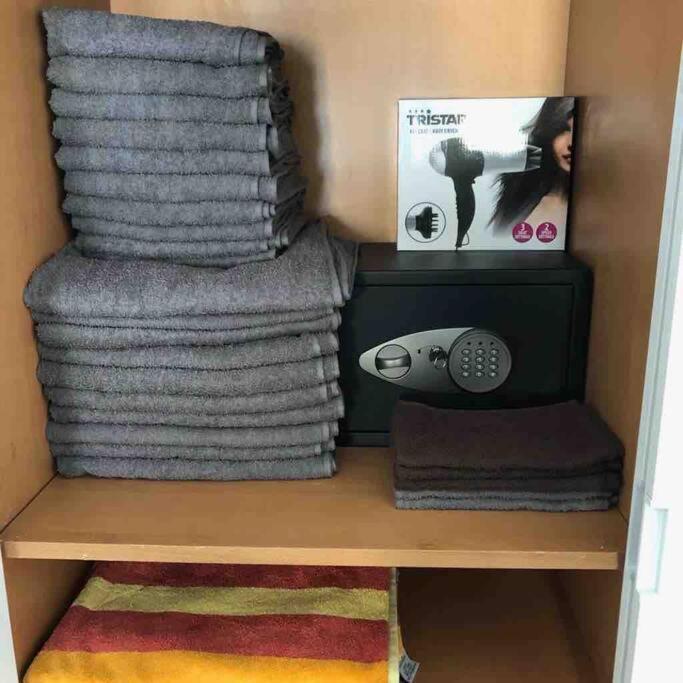 Modern Apartment كوراليهو المظهر الخارجي الصورة