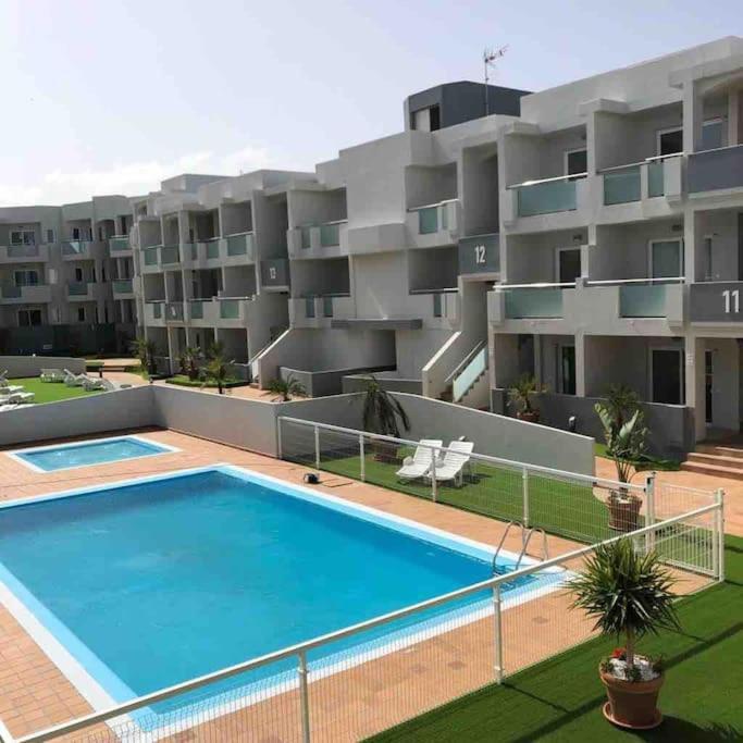 Modern Apartment كوراليهو المظهر الخارجي الصورة